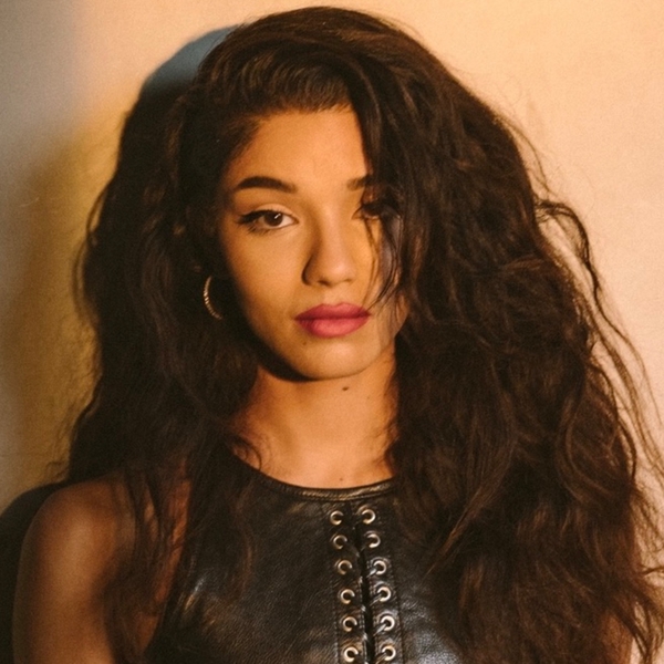 EVEN - Yovanna Ventura